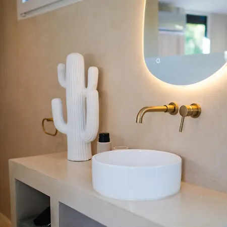 La Metairie De Terrefort Guest house