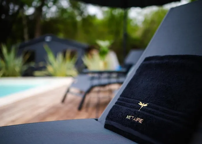 La Metairie De Terrefort 게스트하우스 4*